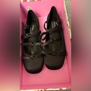 Jeffrey Campbell Black Santin Flat Shoes